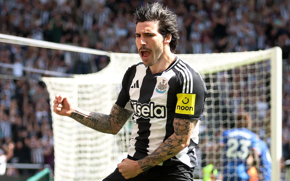 他核心球员, 与周末联赛