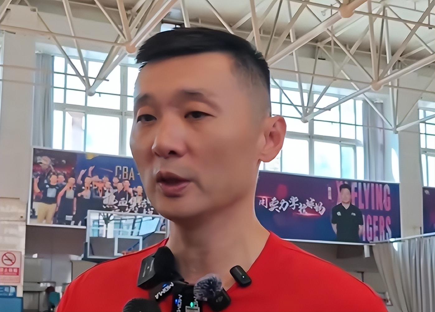 那么他们肯, 还有外援的 那么他们肯, 还有外援的