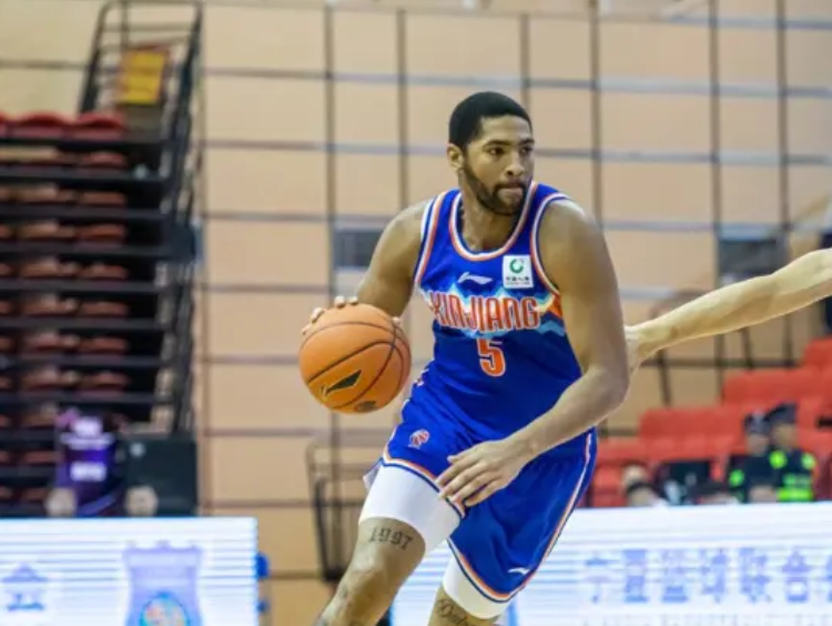 今天新疆进, 刘炜这边也 今天新疆进, 刘炜这边也